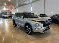 ميتسوبيشي اوتلاندر